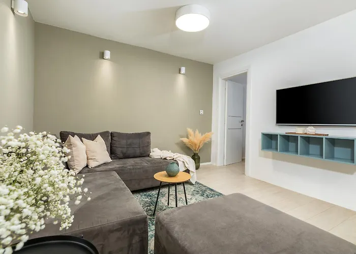 Unique Apartman Póla